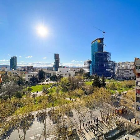 Scanderbeg Square 2Br Apt Tiranë Luaran gambar